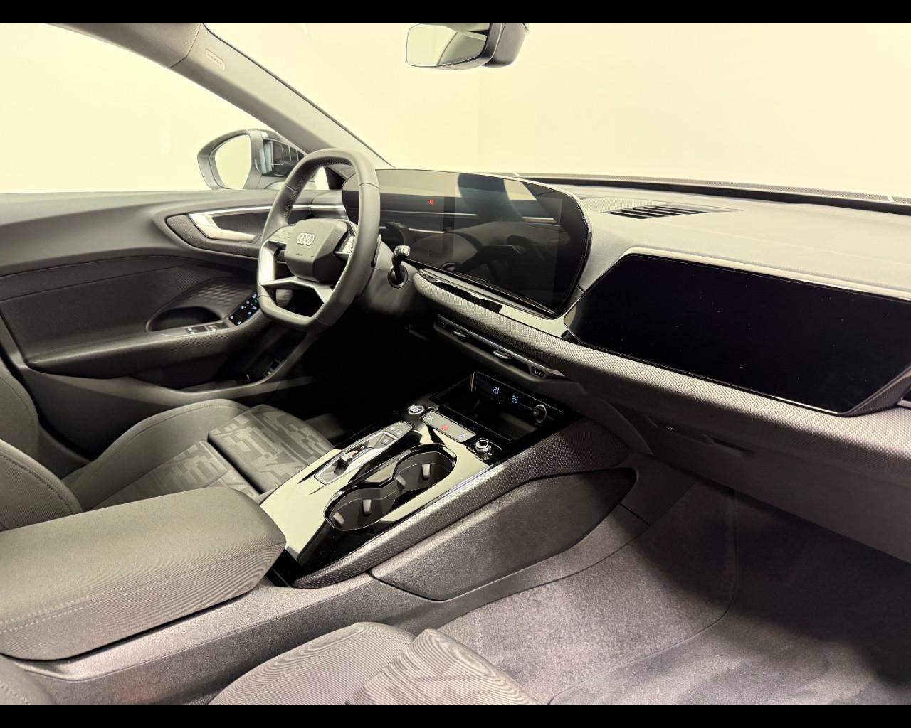 AUDI A5 AVANT 40 TDI S-TRONIC S LINE