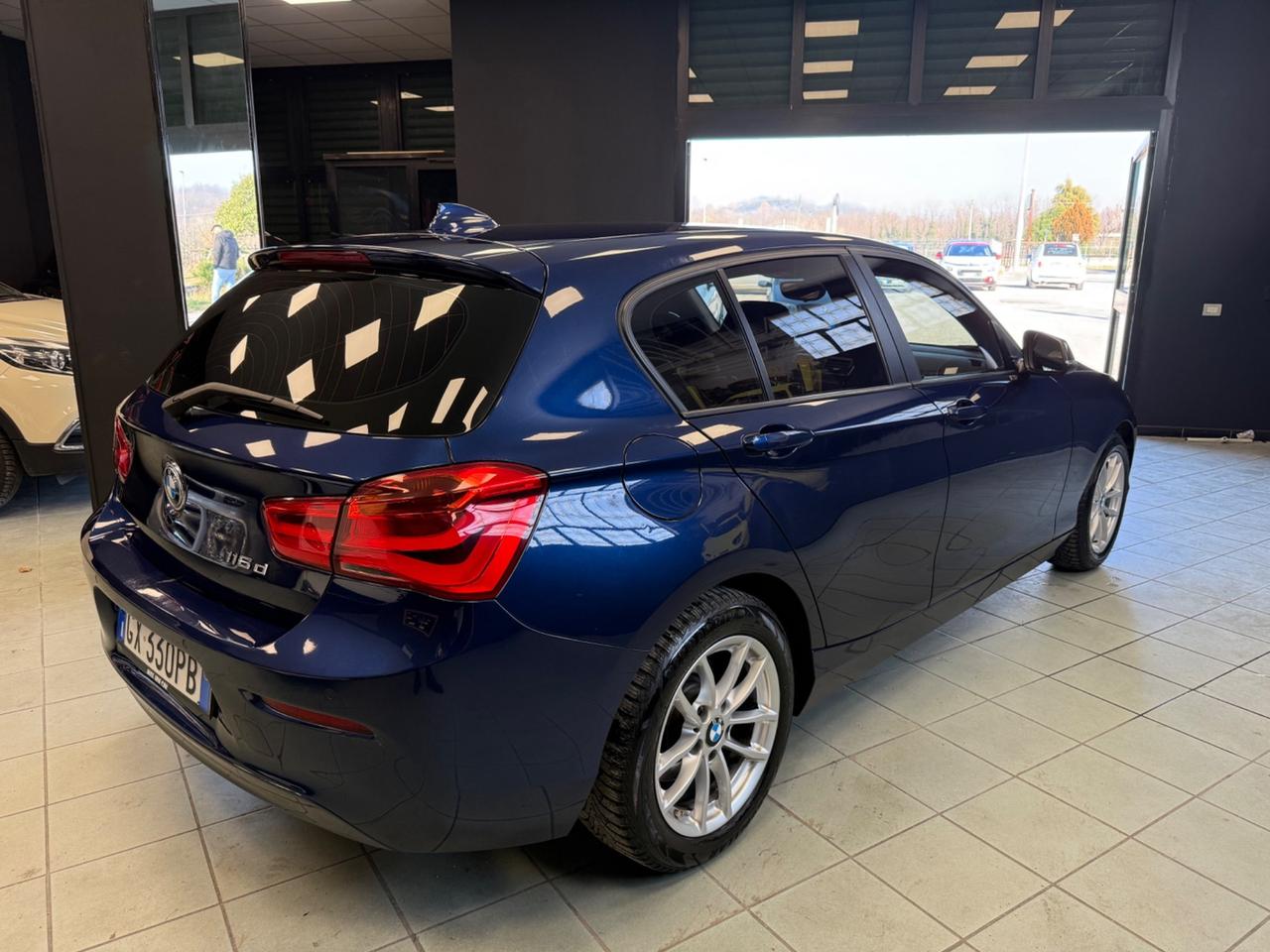 Bmw 116d 5p. Efficient Dynamics Business neopatentati