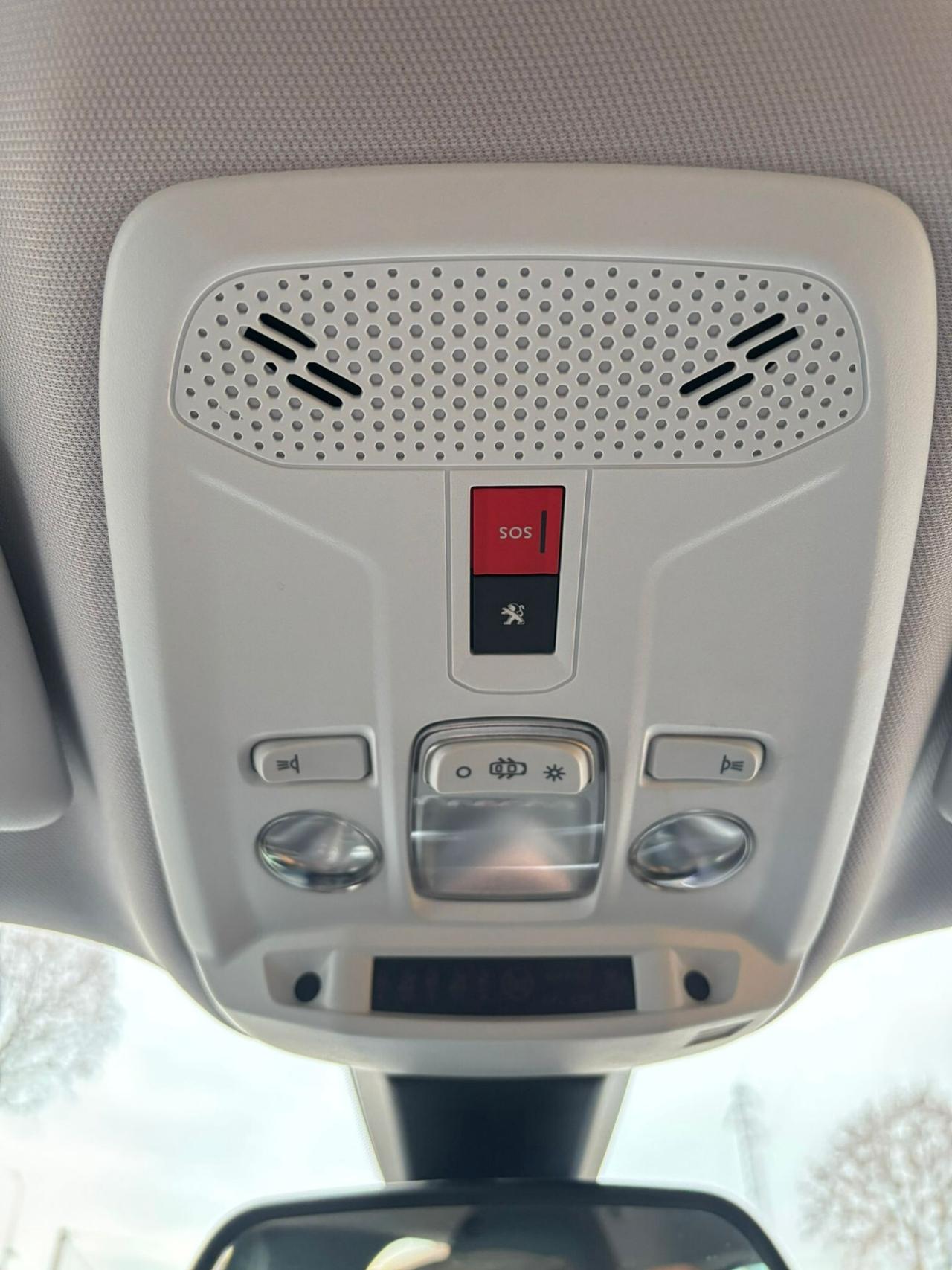 Peugeot 2008 PureTech 130 S&S EAT8 Style