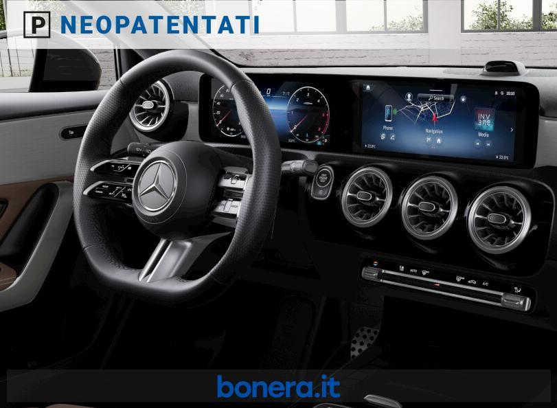 Mercedes Classe A 180 180 D AMG Line Extra Speedshift DCT AMG 8G