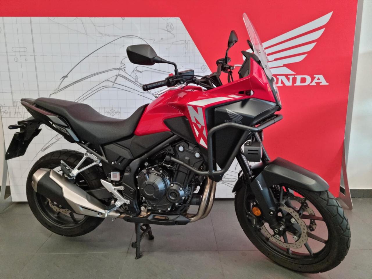 Honda NX 500 - 2025 - 5801 KM