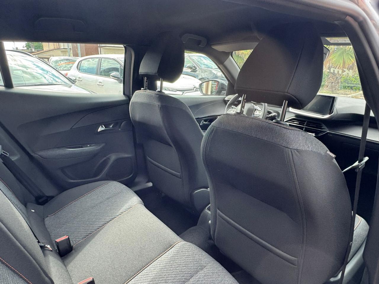 Peugeot 2008 PureTech 100 S&S Style