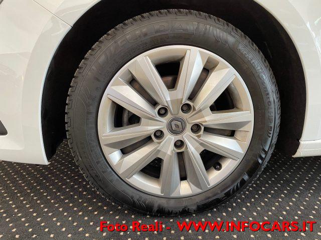 RENAULT Megane Sporter Blue dCi 115 CV Business AUTOCARRO N1