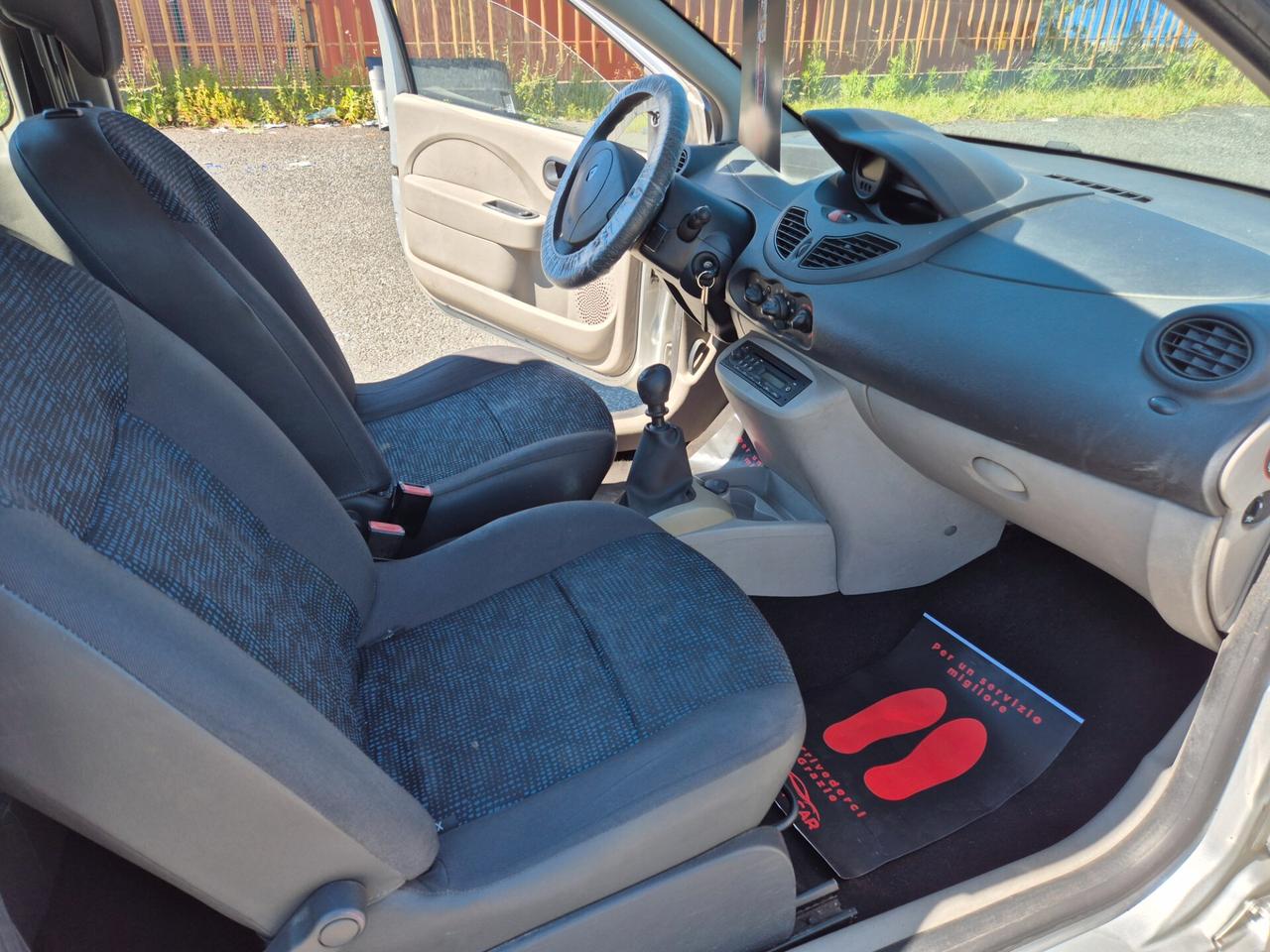 Renault Twingo 1.2 8V Dynamique