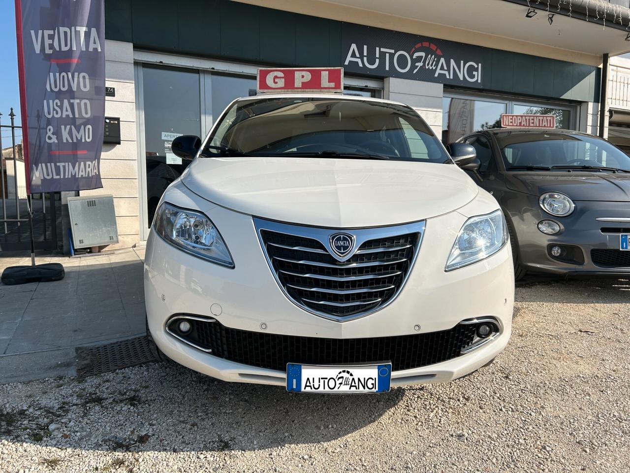 Lancia Ypsilon 1.2 69 CV 5 porte GPL REVISIONATO