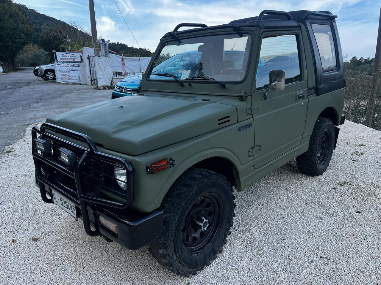Suzuki SJ 413 SJ41W Berlina autovettura