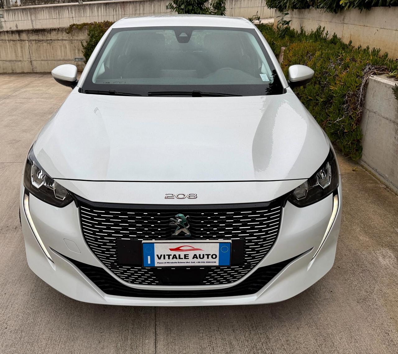 Peugeot 208 motore elettrico 136 CV 5 porte Active