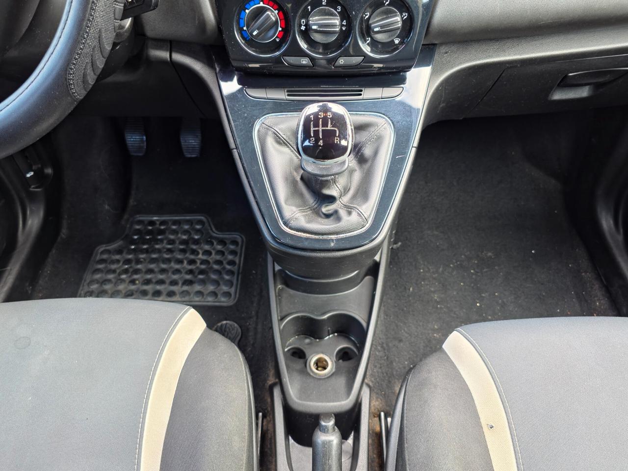 Lancia Ypsilon 1.2 69 CV 5 porte GPL Ecochic Gold 2014-E6 Manuale NEO