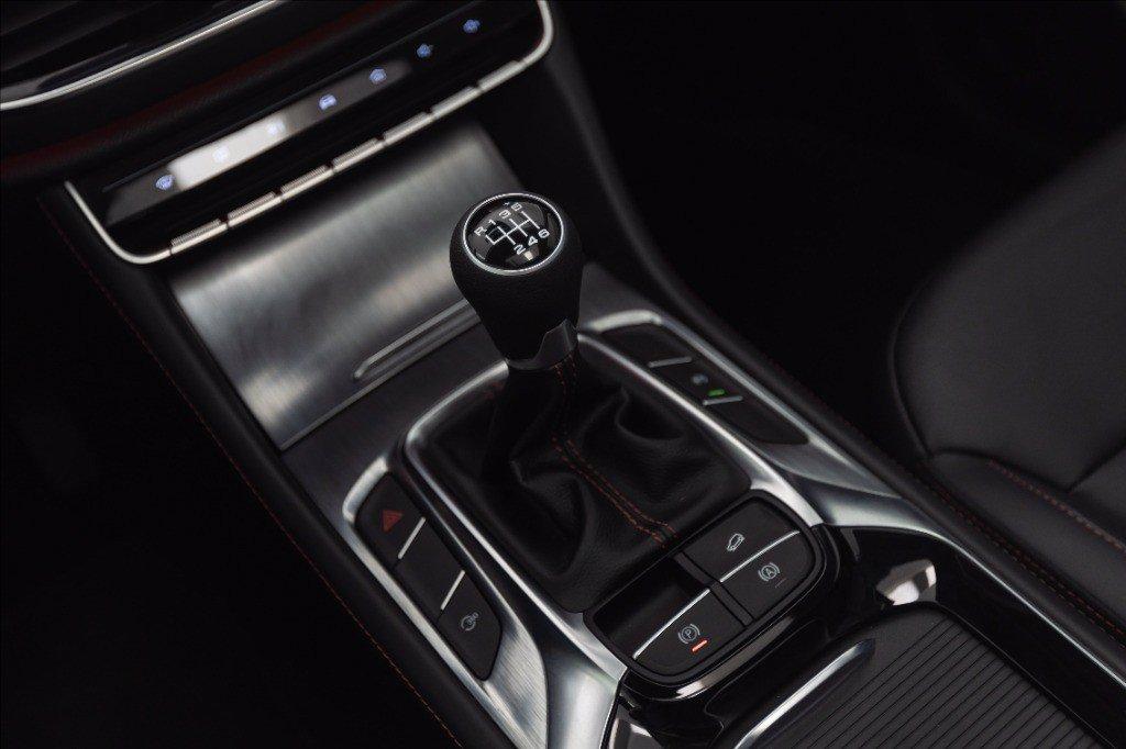 MG HS 1.5 t Luxury del 2024