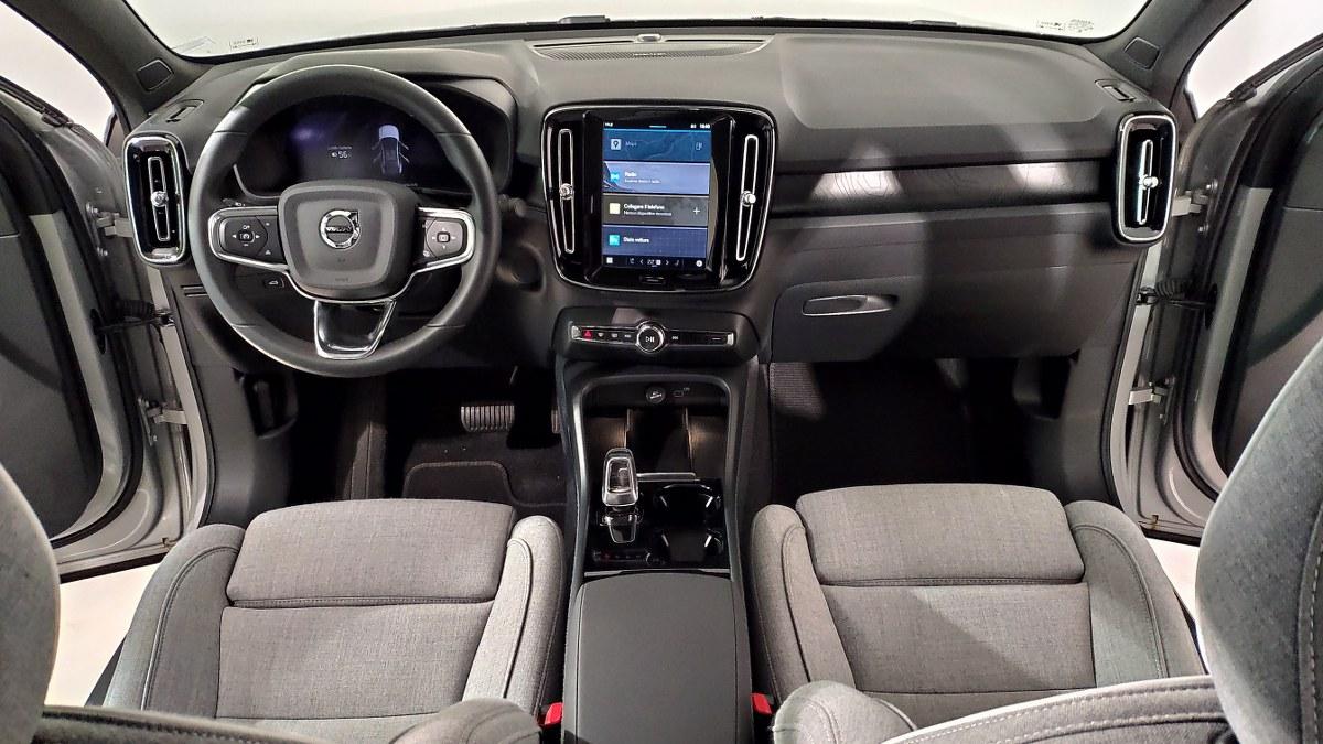 VOLVO C40 Recharge Single Motor Extended Range Rwd Ultimate