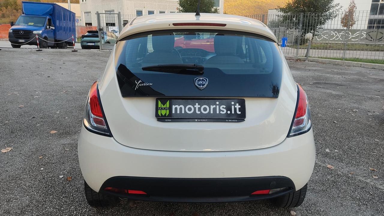 Lancia Ypsilon 1.3 MJT 16V 95 CV 5 porte S&S Silver