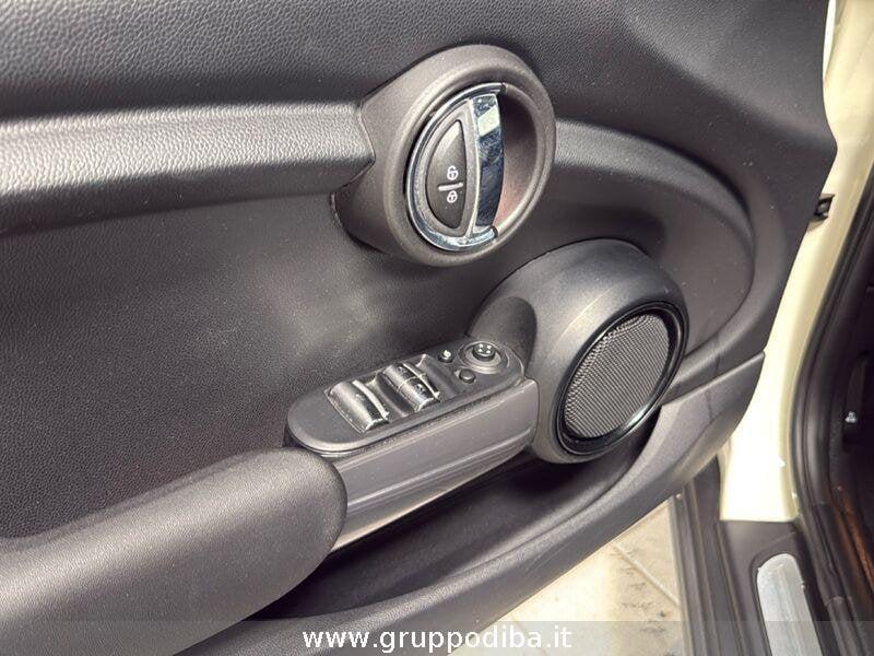 MINI Mini Cabrio F57 2018 Benzina Cabrio 1.5 Cooper auto