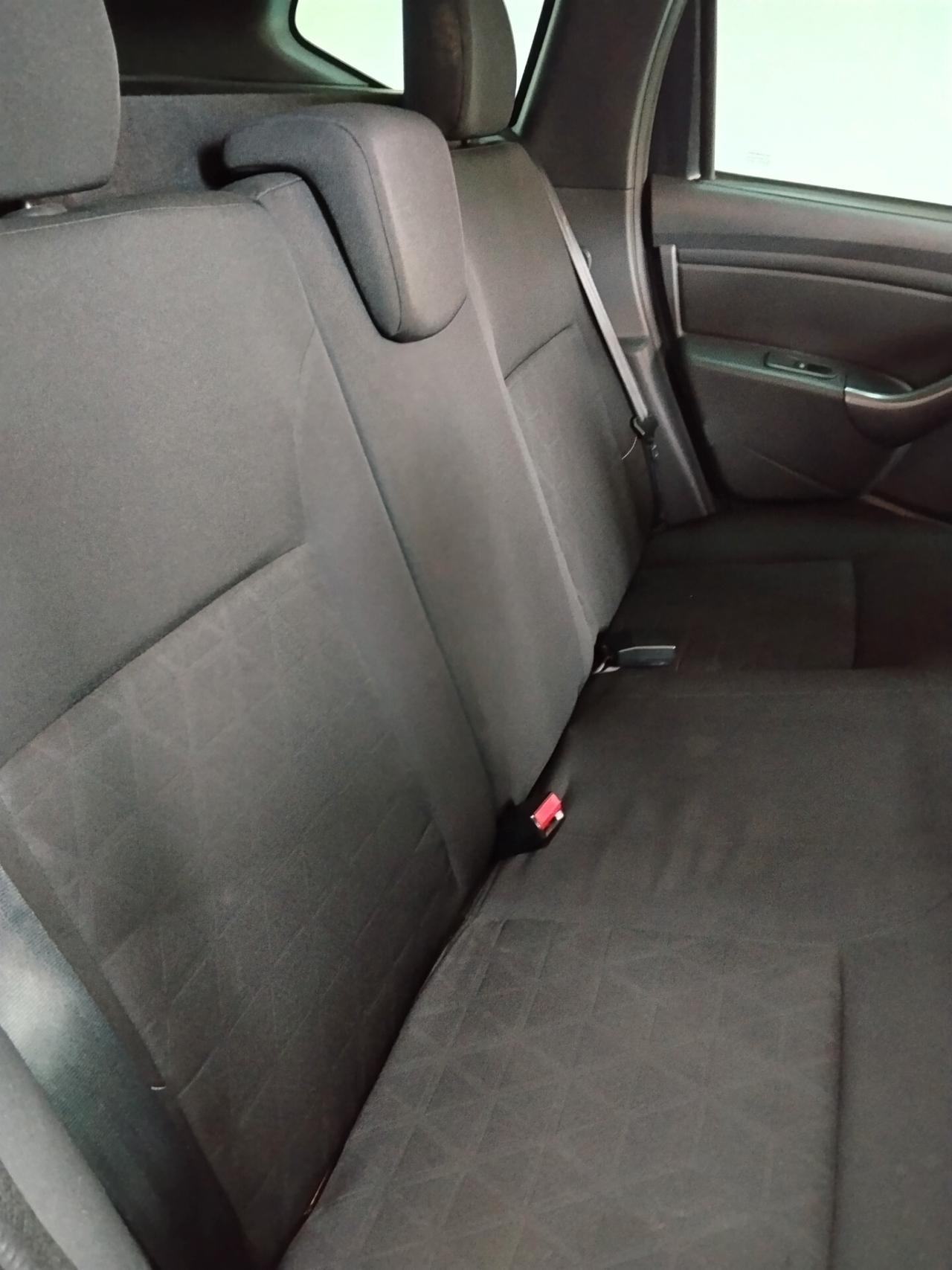 Dacia Duster 1.5 Diesel 2016 CON GARANZIA