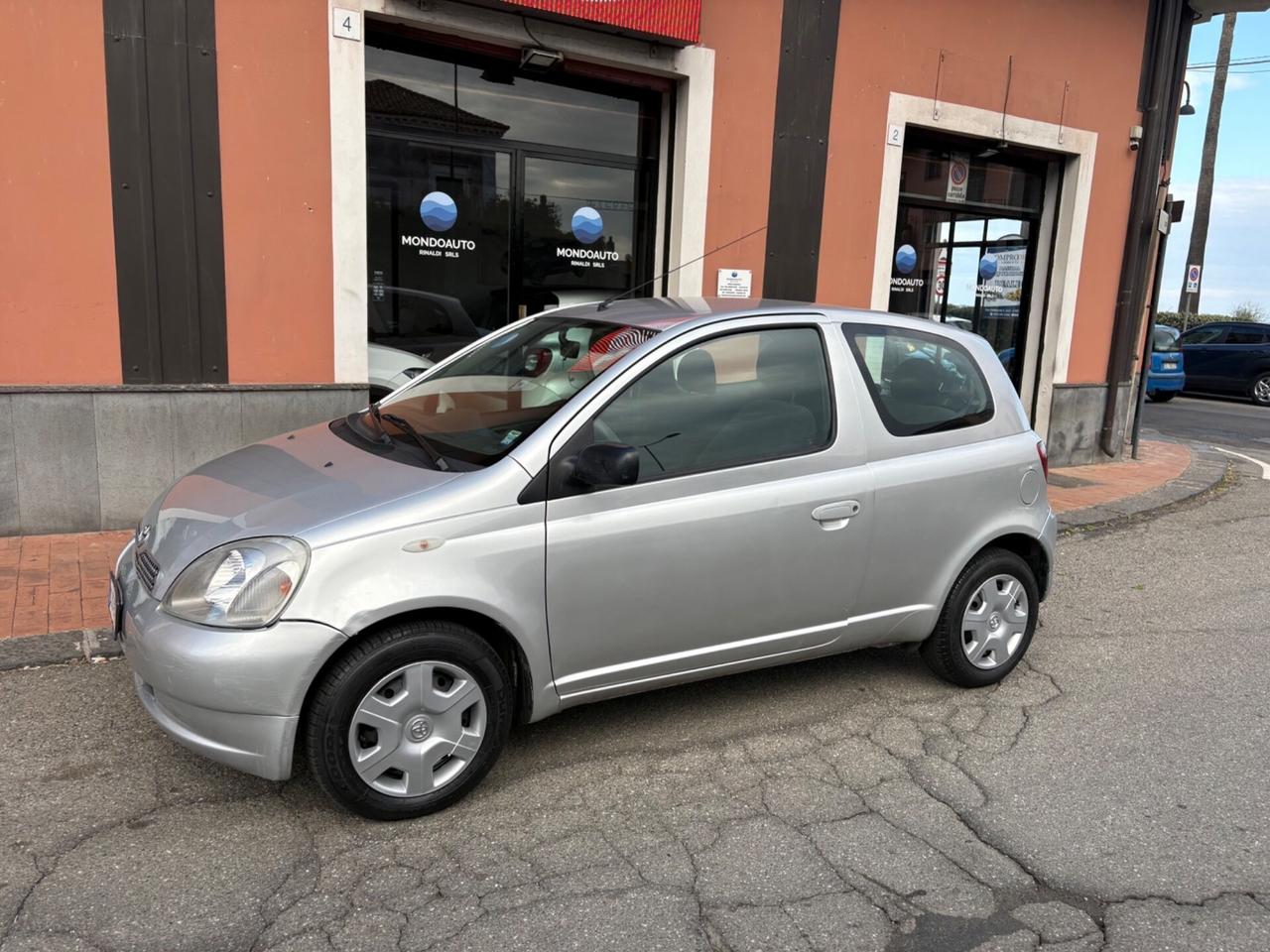 Toyota Yaris 1.0i 16V cat 3 porte