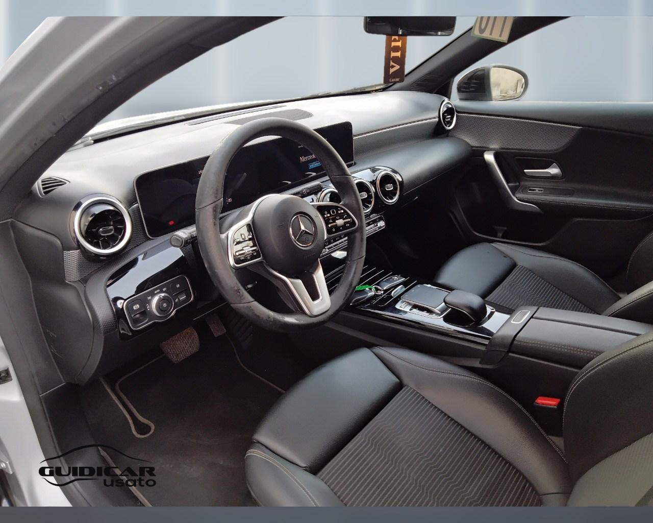 Mercedes-Benz Classe A - W177 2018 - A 180 d Sport auto