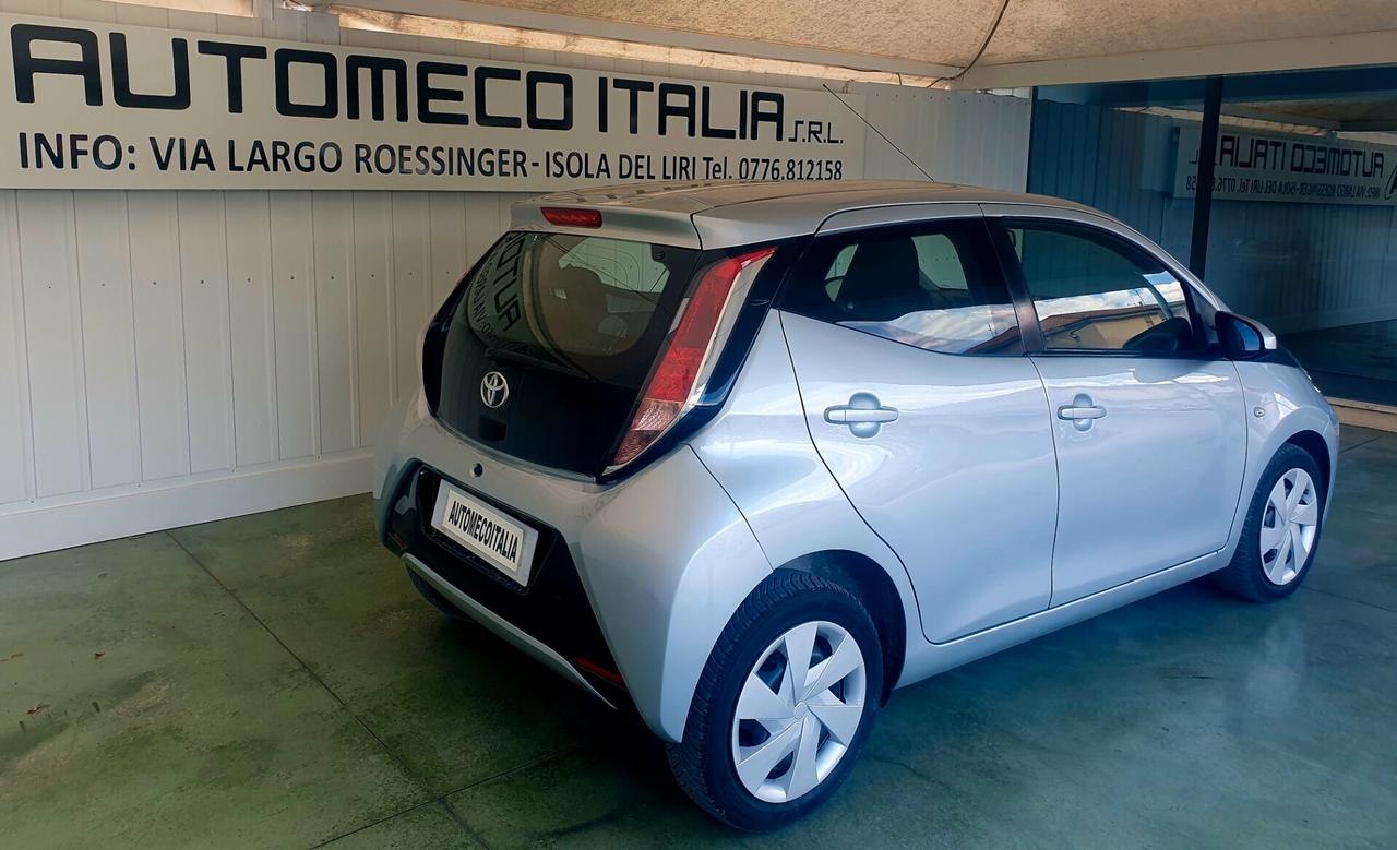 Toyota Aygo 1.0 BENZ -2015 - KM: 92 MILA!!!