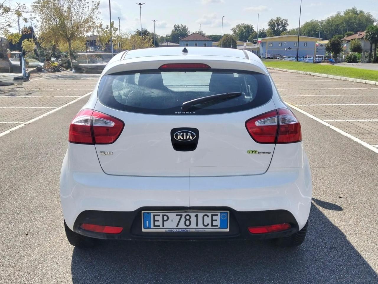 Kia Rio 1.1 CRDi WGT 5P*Cerchi*Start&Stop*Aux