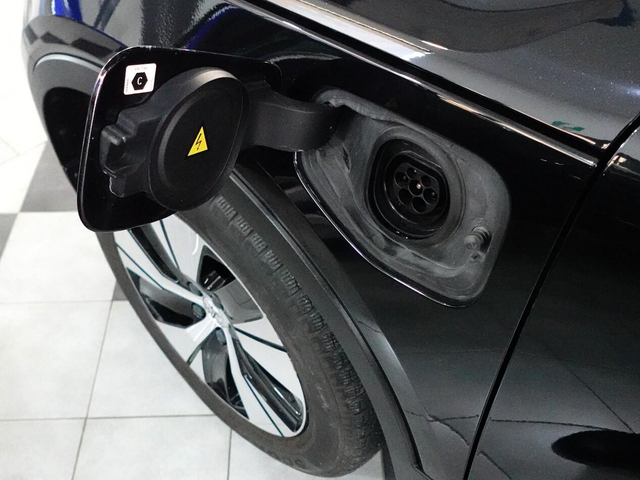 Volvo XC40 1.5 BZ T4 211 CV PHEV INSCRIPTION EXPRESSION