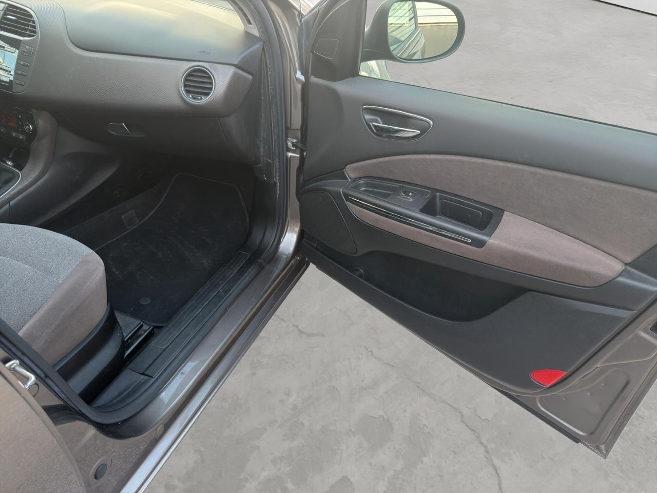 Fiat Bravo 1.6 MJT 120 CV DPF Dynamic