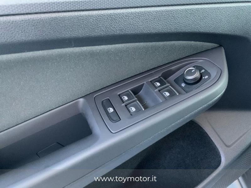 Volkswagen Golf 8ª serie 2.0 TDI 150 CV DSG SCR R-Line