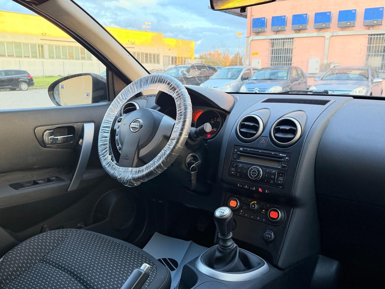 Nissan Qashqai 1.5 dCi Tekna 106CV Neopatentati