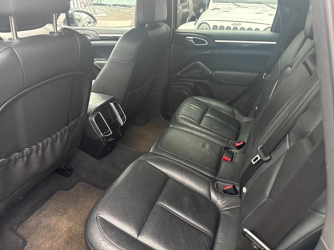 Porsche Cayenne 3.6