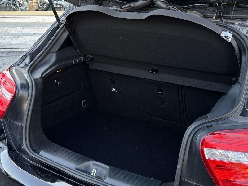 Mercedes-Benz Classe A A 200 d Automatic Premium Sport