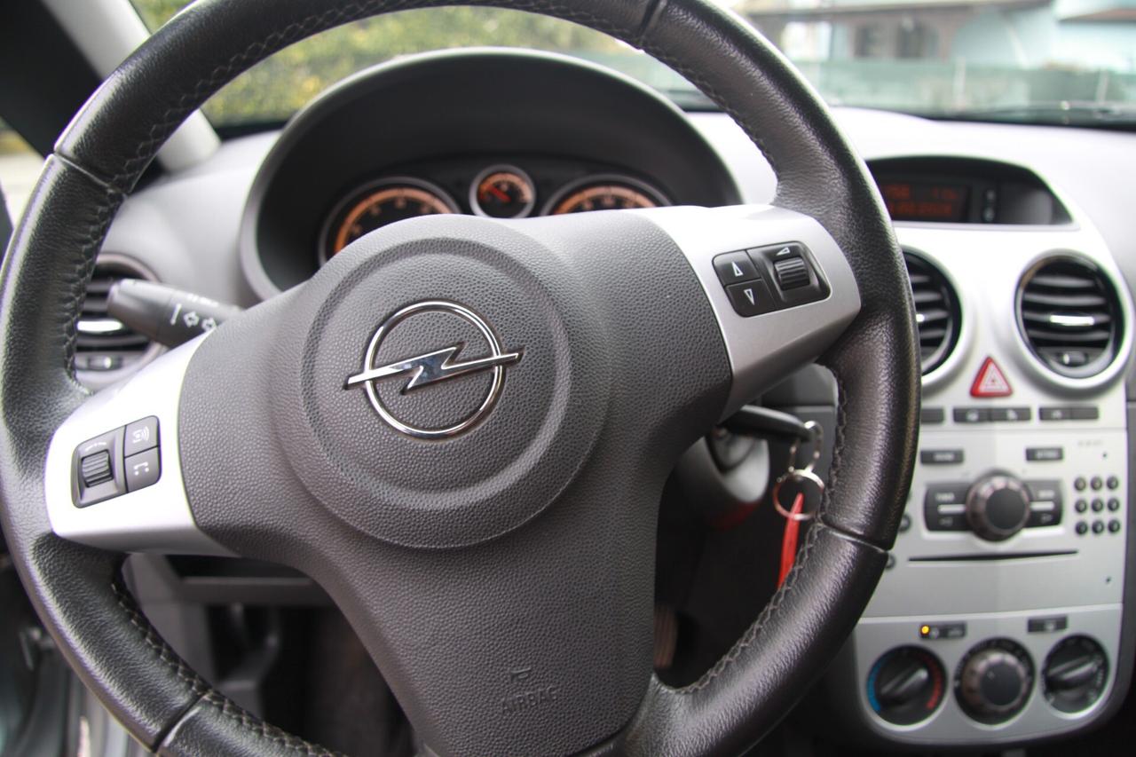 Opel Corsa 1.2 85CV 3 porte GPL-TECH b-color