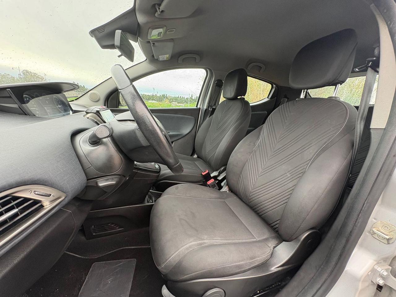 Lancia Ypsilon 1.0 FireFly MHEV Gold #8059