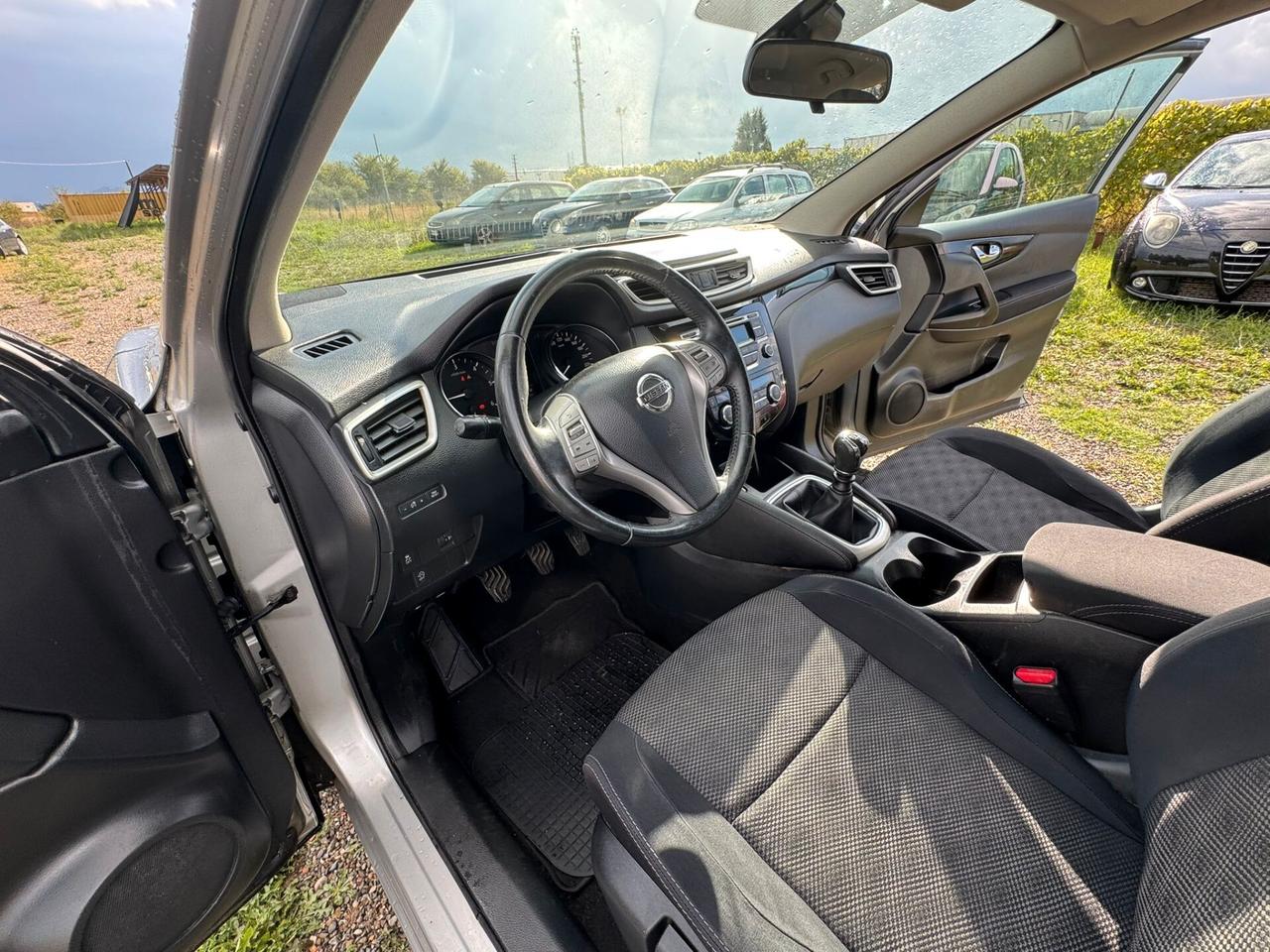 Nissan Qashqai 1.5 dCi SOLAMENTE 89.000 KM