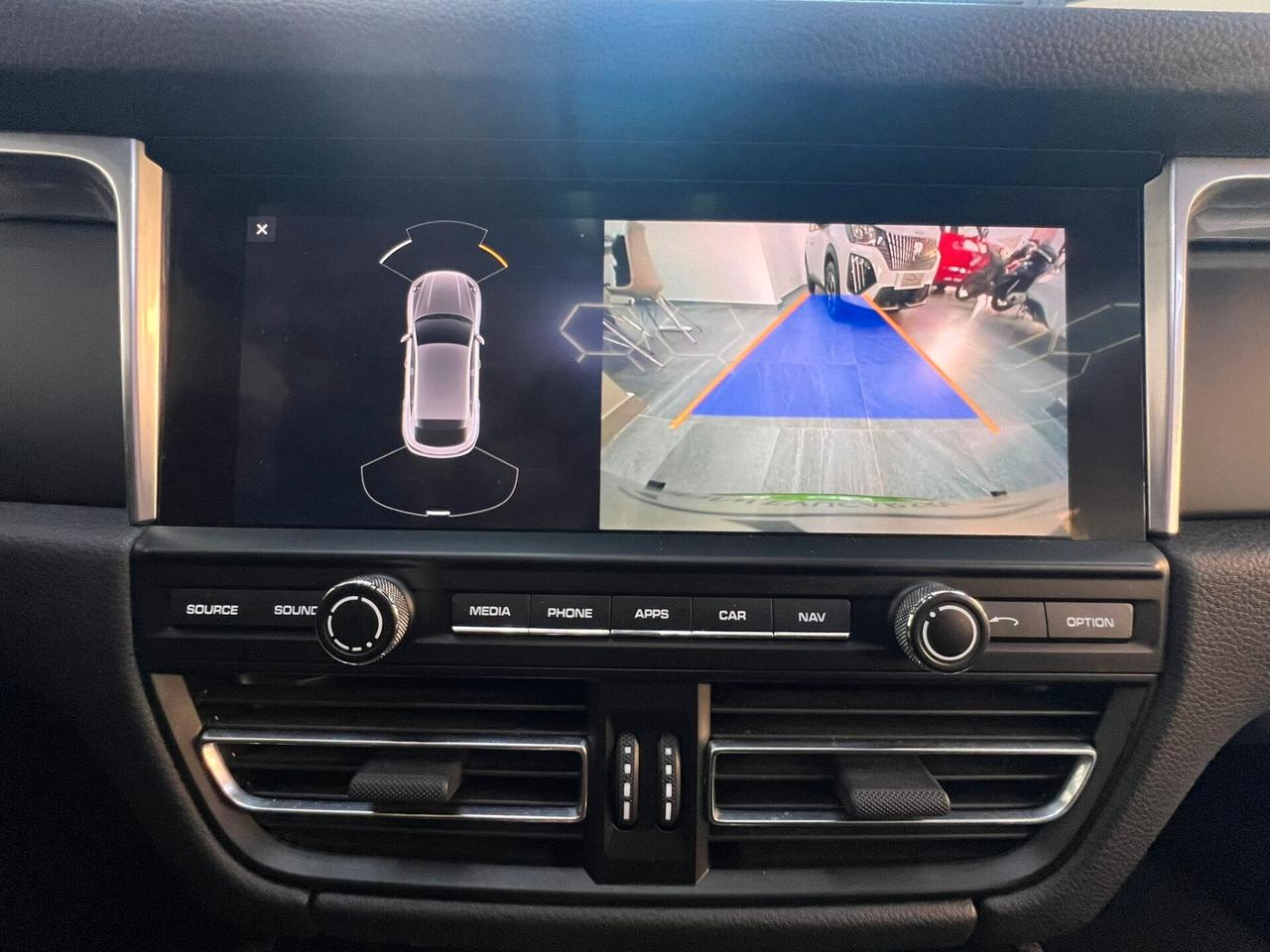 Porsche Macan 2.0 Python Green Iva Esposta