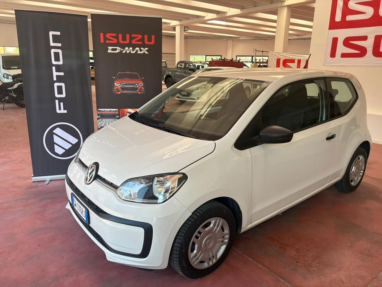 VOLKSWAGEN UP benzina 1000 CV 60 Km 155.974 X NEOPATENTATI