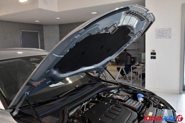 VOLKSWAGEN Passat 2.0 TDI 150 CV DSG BUSINESS + MATRIX LED + EASY OP