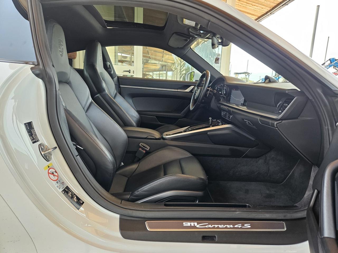 Porsche 992 4S Iva Esposta