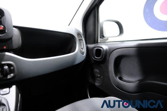 FIAT Panda 1.0 CITY LIFE S&S HYBRID NEOPATENTATI