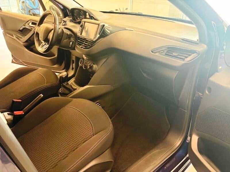 Peugeot 208 PureTech 82 CV Active