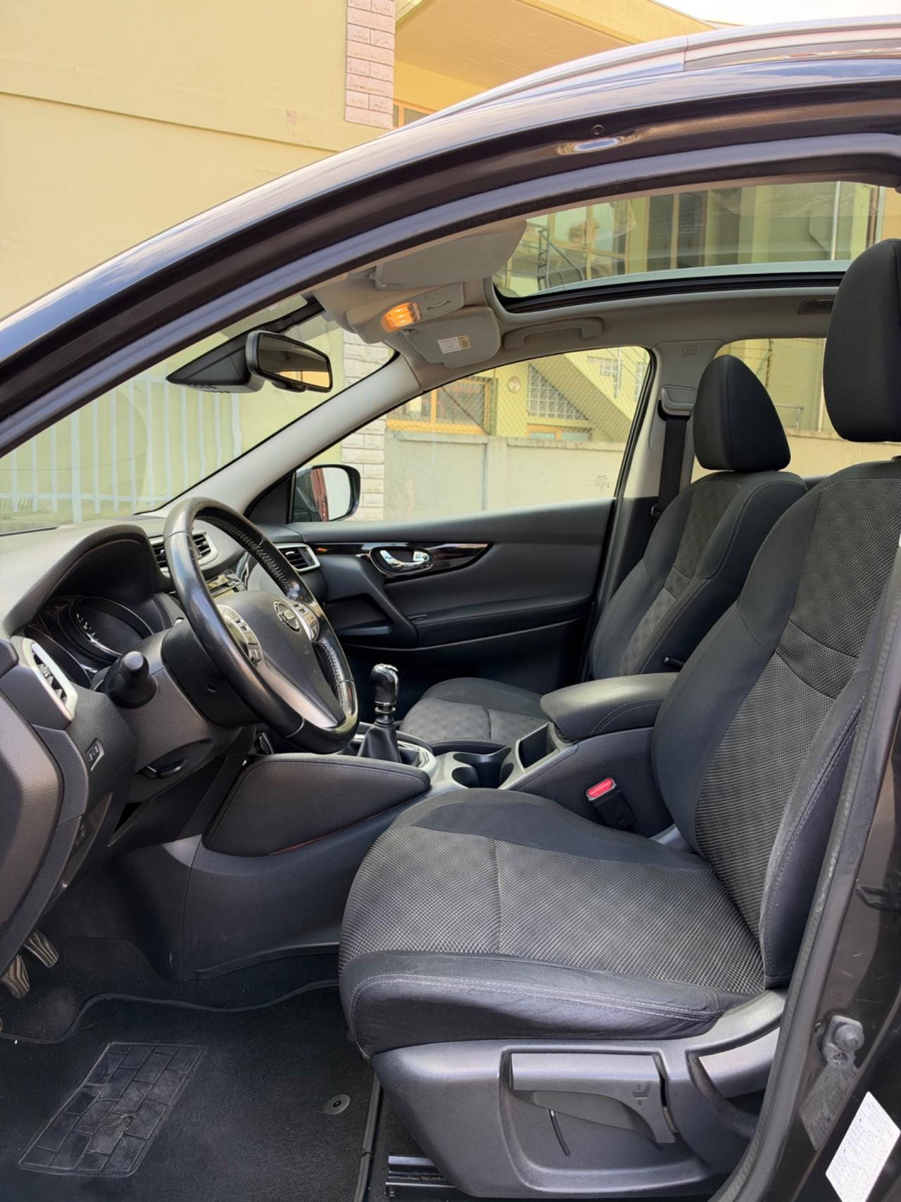 Nissan Qashqai 1.5 dCi Tekna