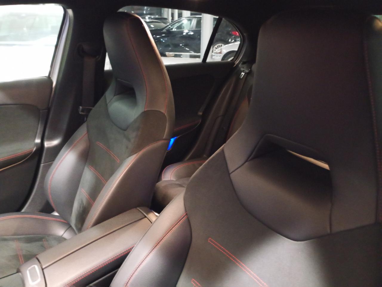 Mercedes-benz A 200 Automatic Premium Night Edition AMG