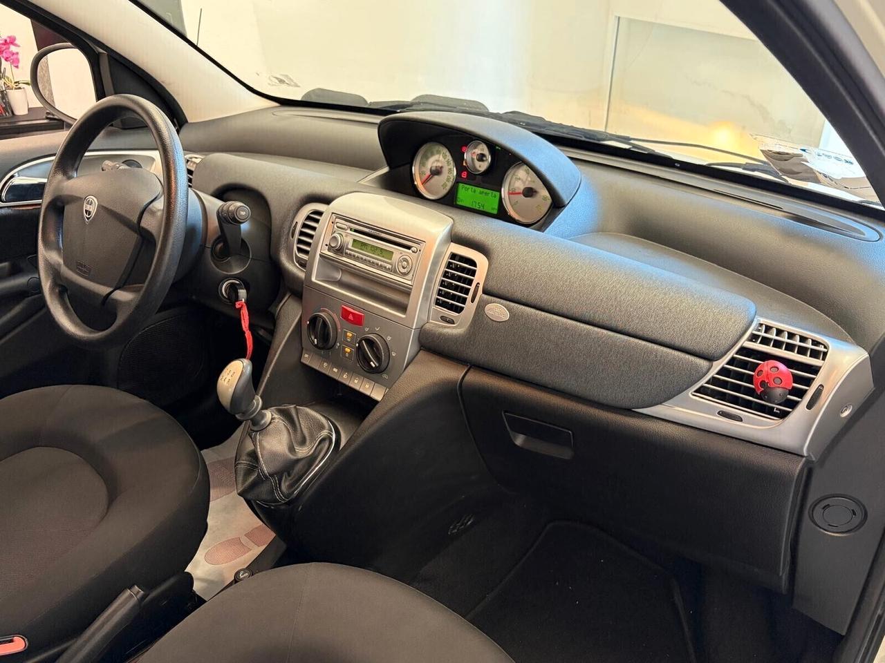 Lancia Ypsilon DIVA 1.2 EURO5 12 MESI DI GARANZIA