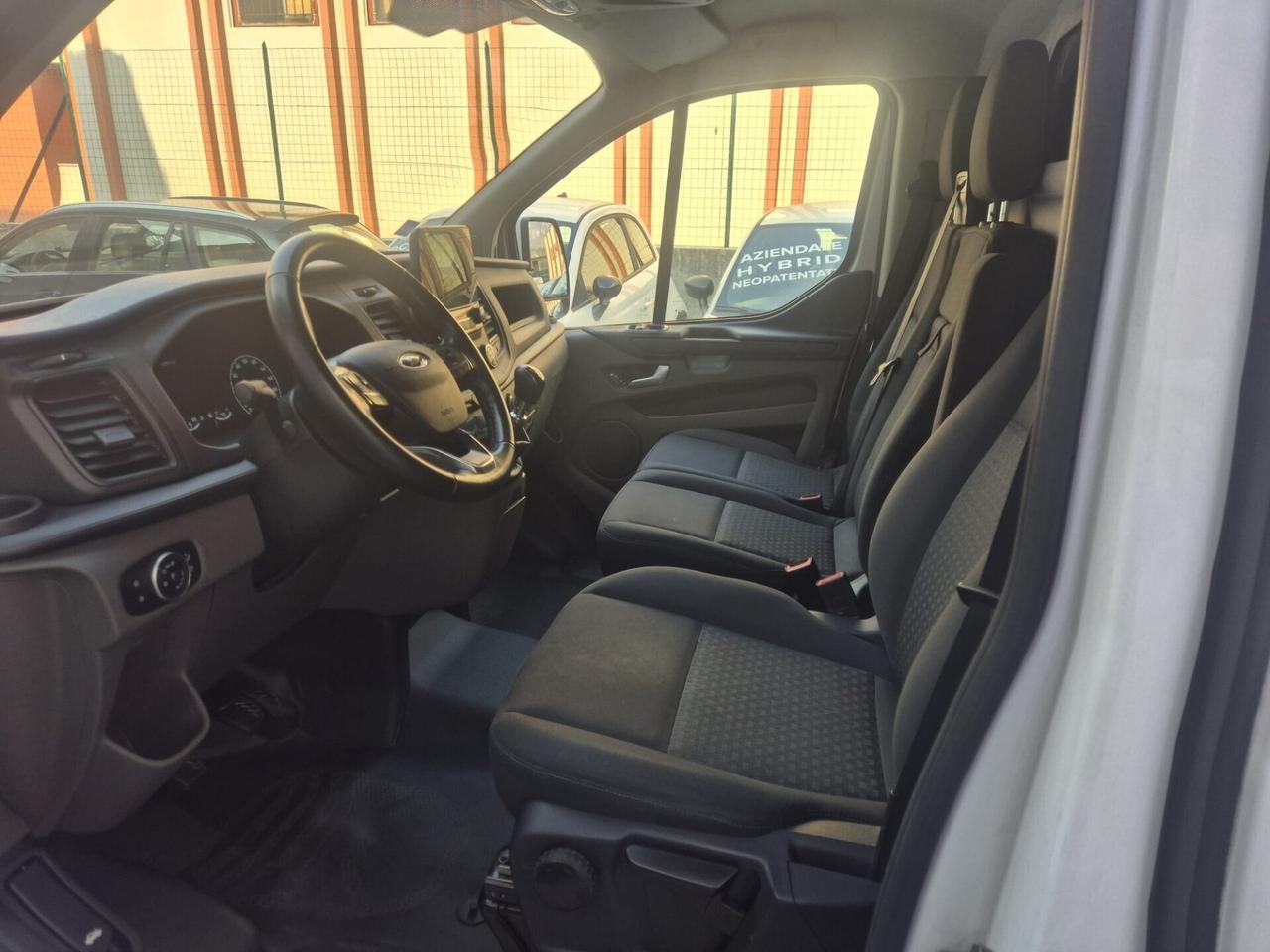 Ford Transit Custom 300 PL 2.0 130CV Trend