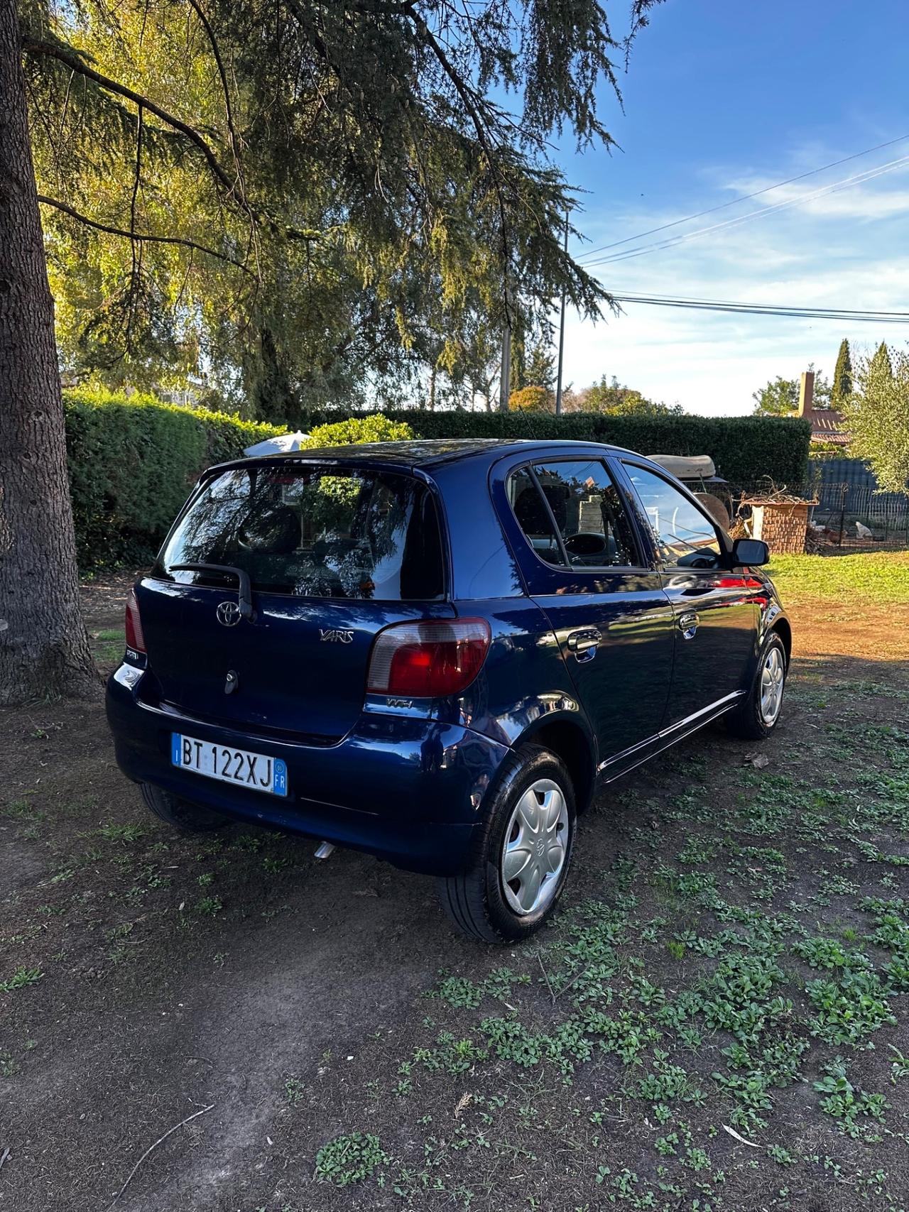 Toyota Yaris 1.0i 16V cat 3 porte Sol