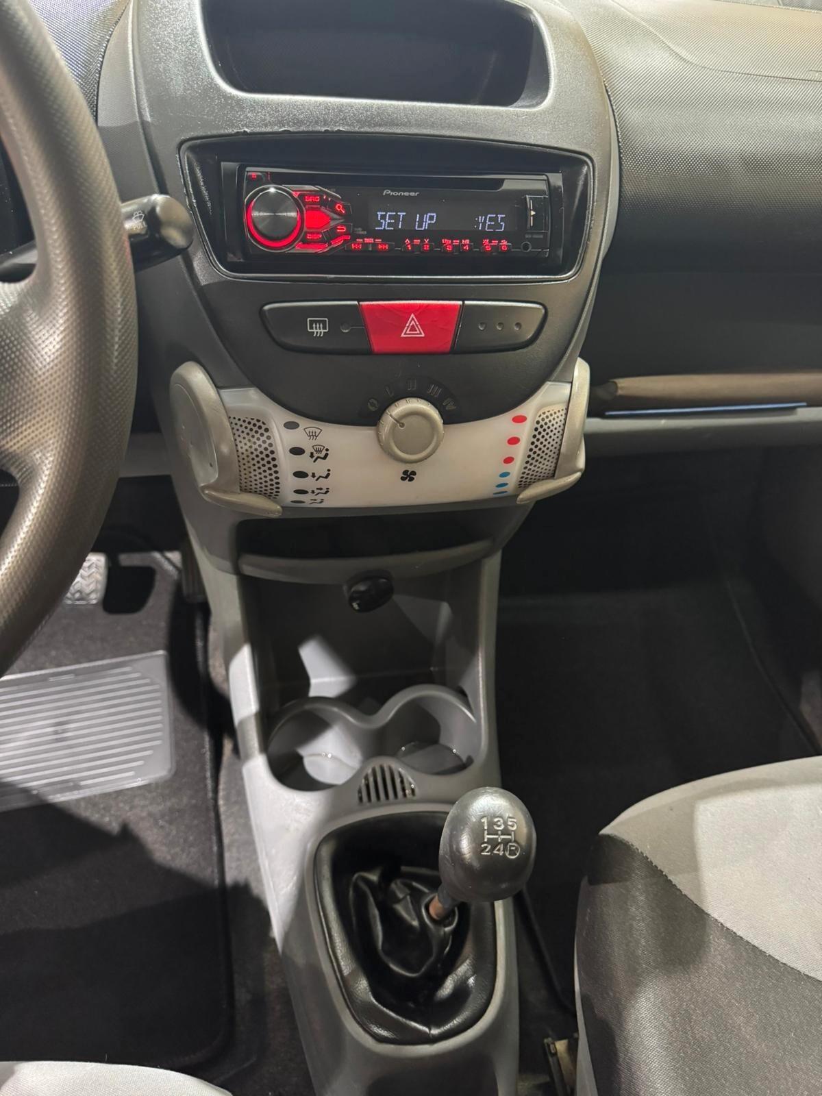 Peugeot 107 1.0 68CV 3p. Sweet Years