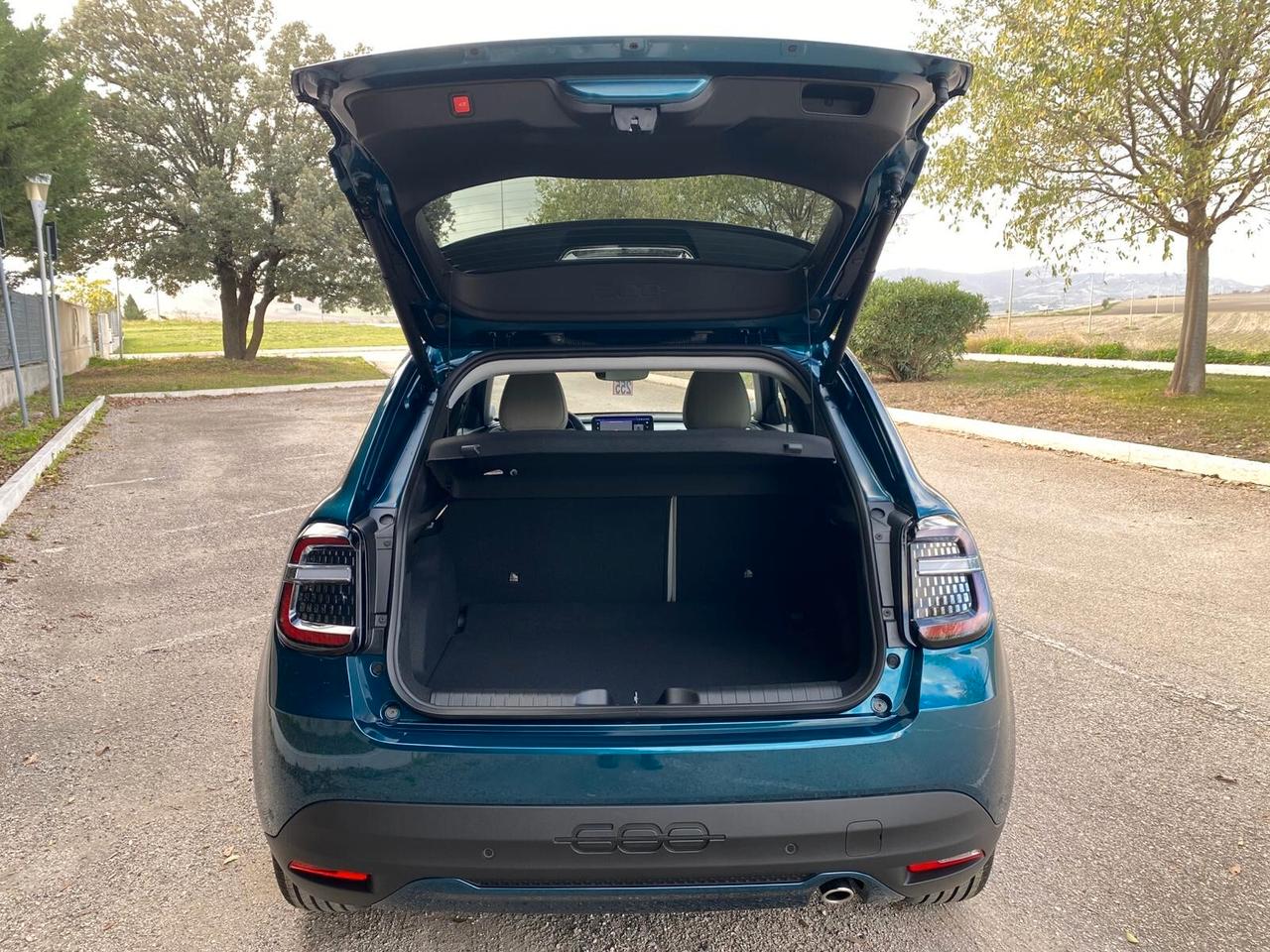 Fiat 600 Hybrid 110 CV DCT MHEV La Prima II