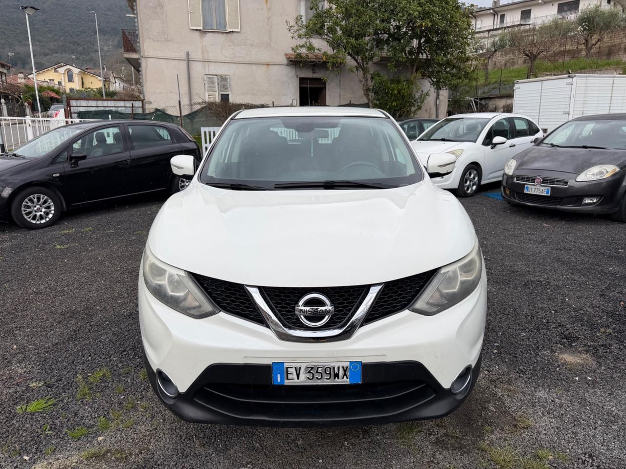 Nissan Qashqai 1.5 dCi DPF Tekna