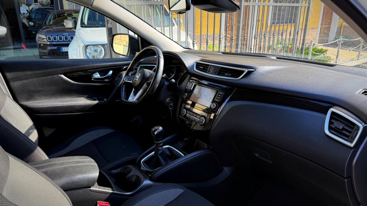Nissan Qashqai 1.5 DCI Business - 2020