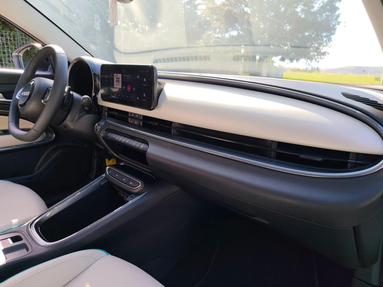 Fiat 600 Hybrid 110 CV DCT MHEV La Prima