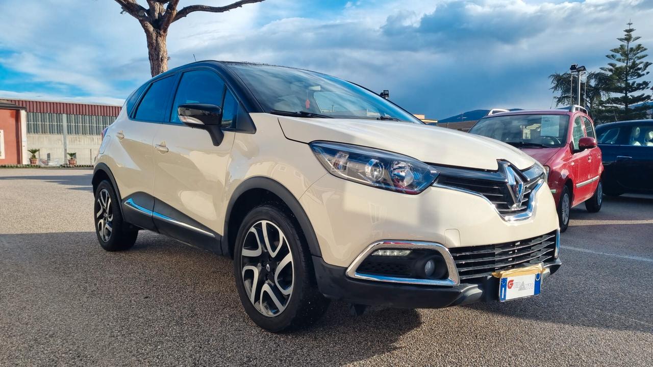 Renault Captur TCe 12V 90 CV Start&Stop Energy Intens-BENZINA-EURO6B-