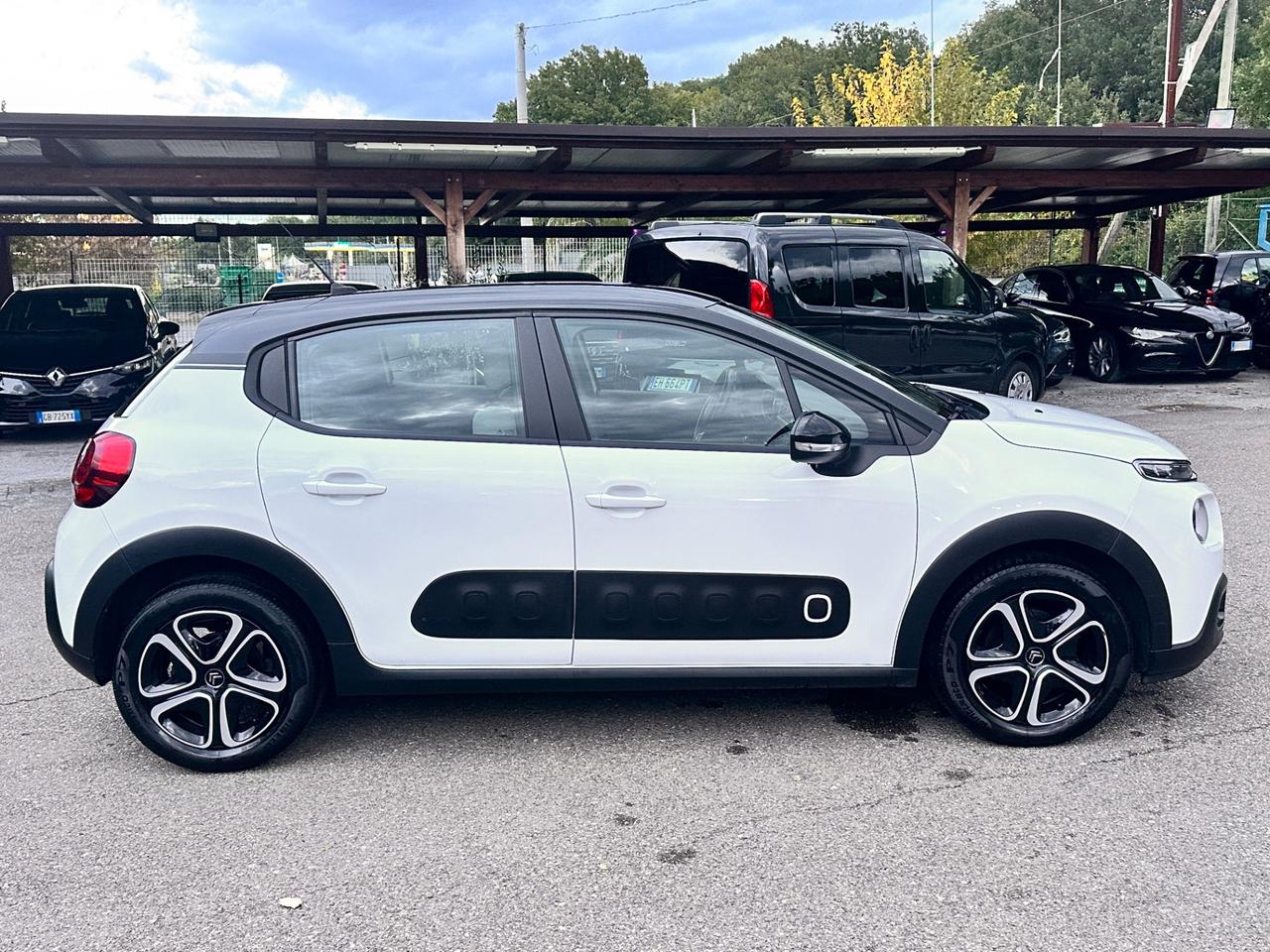 Citroen C3 1.5 BlueHDi 100 cv S&S Shine