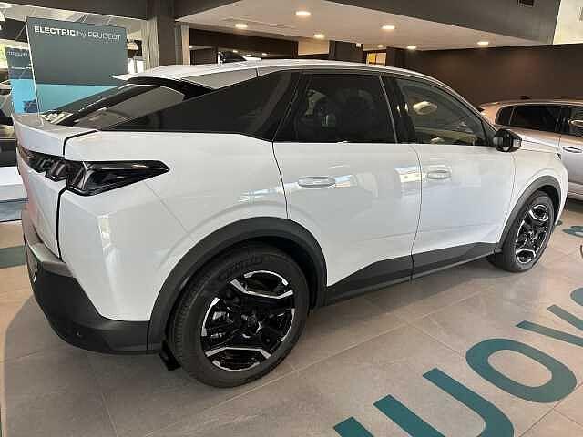 Peugeot e-3008 motore elettrico (73kWh) 210 CV Allure