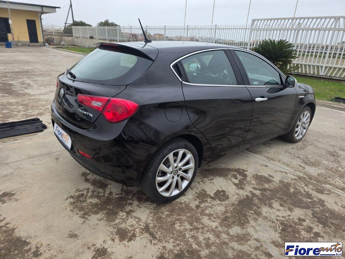 ALFA ROMEO - Giulietta - 1.6 JTDm-2 120 CV Distinctive